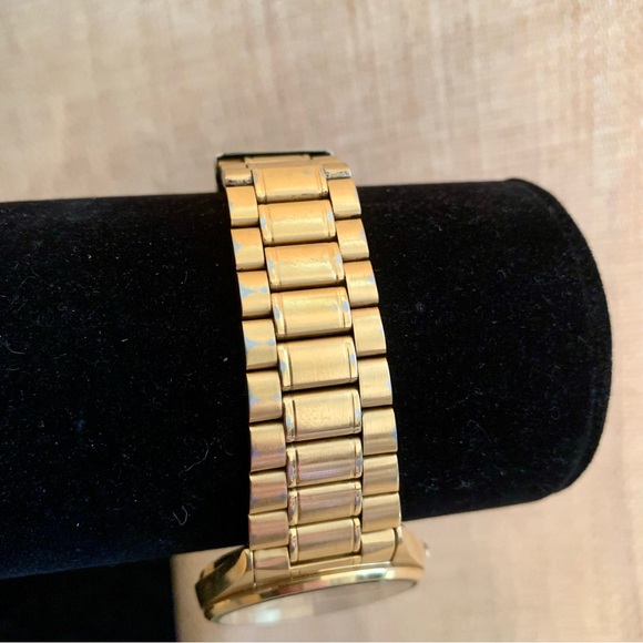 Seiko Gold Quartz Men's Watch - Picture 3 of 8